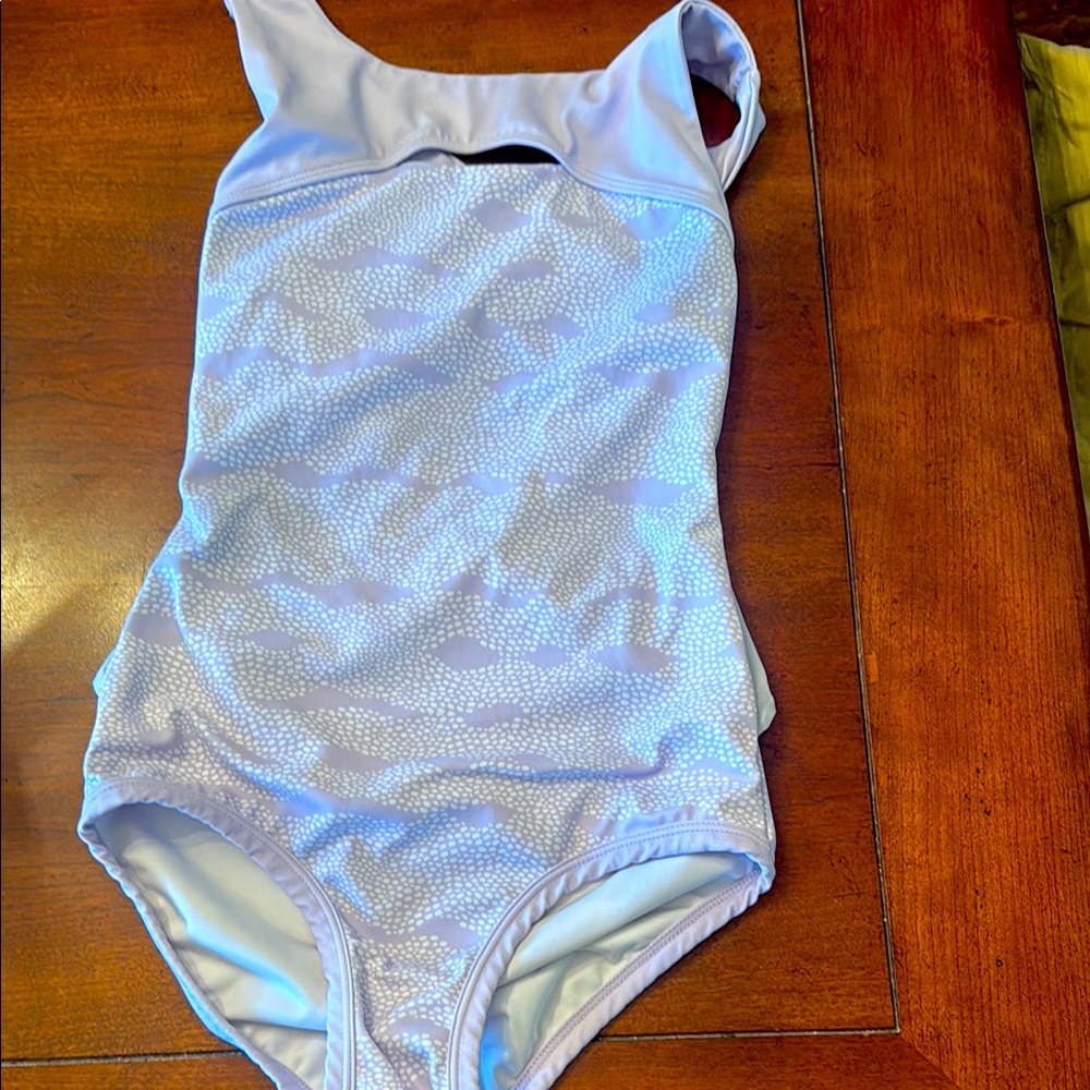 SP Patterned Gymnastic/ dance Leotard in Lavender. Sylvia P Child size 12